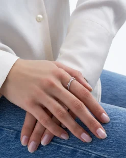 Ring - Fine and Sparkling