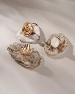 Ring - White Statement