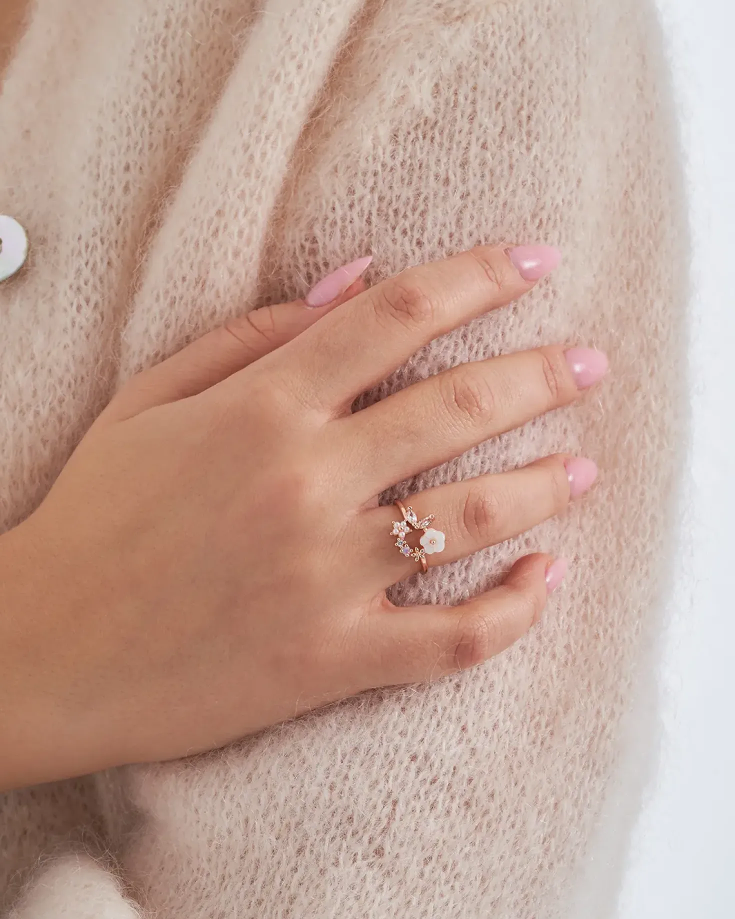 Ring - Zirconia Floral